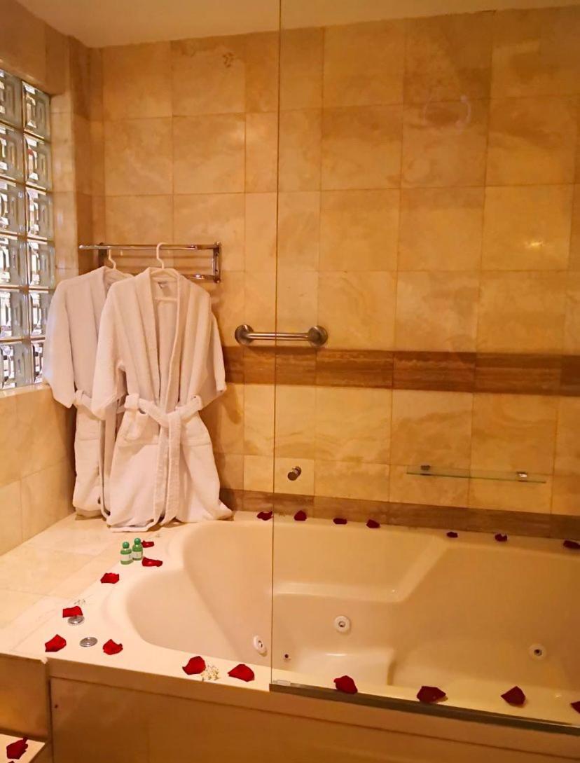 Hotel Las Lomas リマ エクステリア 写真